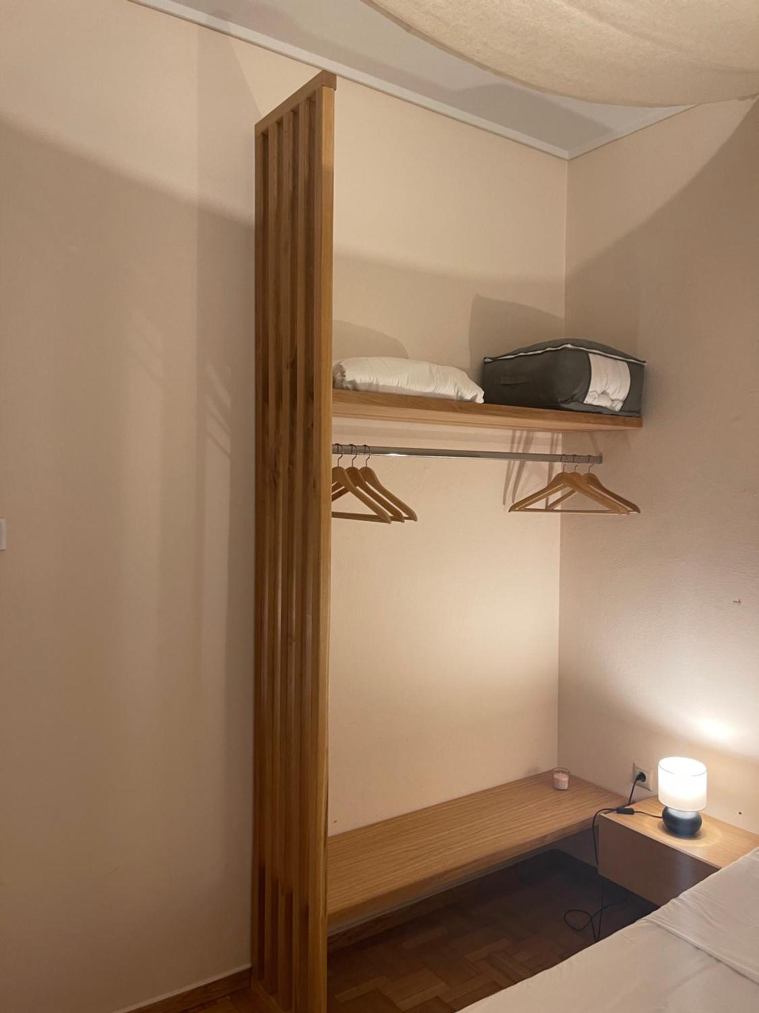 Athens City Hub Bagian luar foto