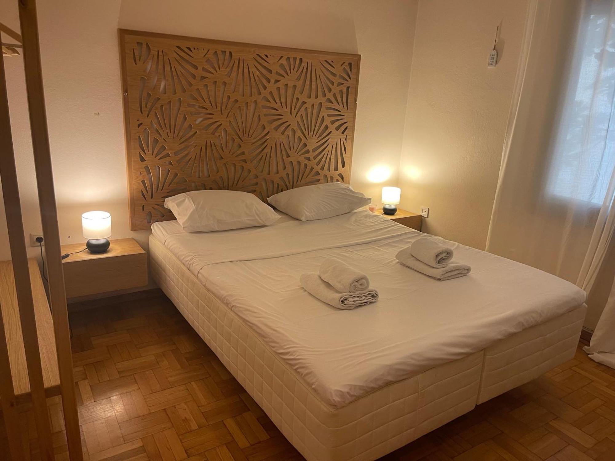 Athens City Hub Bagian luar foto